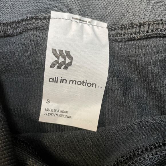 All In Motion Women's Seamless High Rise Rib Bike Shorts Black Size S - Picture 6 of 7